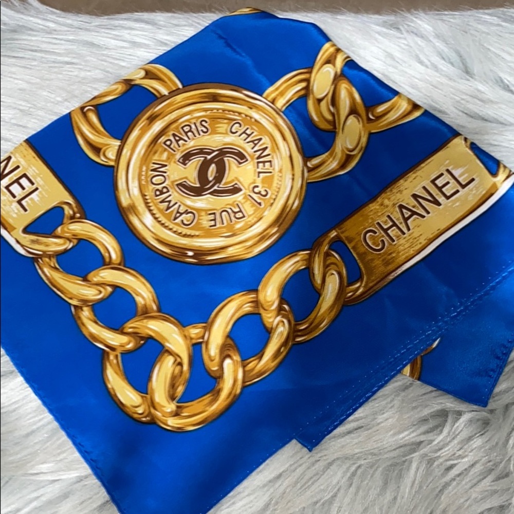 Chanel Vintage scarf/bandana